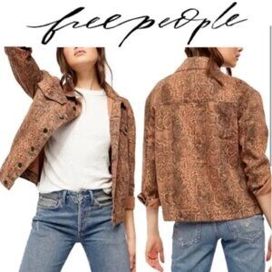 Free People Snakeskin Trucker Jacket Medium Button Up Western Cowgirl Rodeo